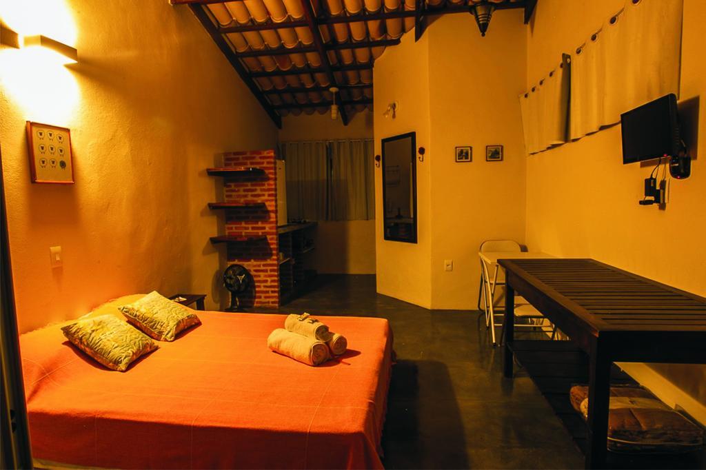 Pousada Refugio Da Serra ปิเรนนอโปลิส ภายนอก รูปภาพ
